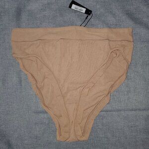 NWT SKIMS 3X Summer Mesh Brief CLAY